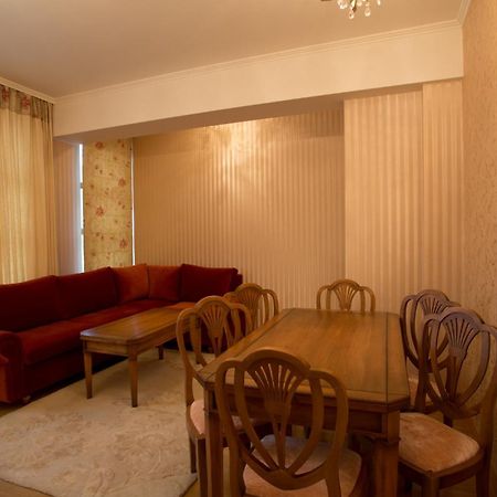 Midalidare Hotel & Spa Mogilovo エクステリア 写真