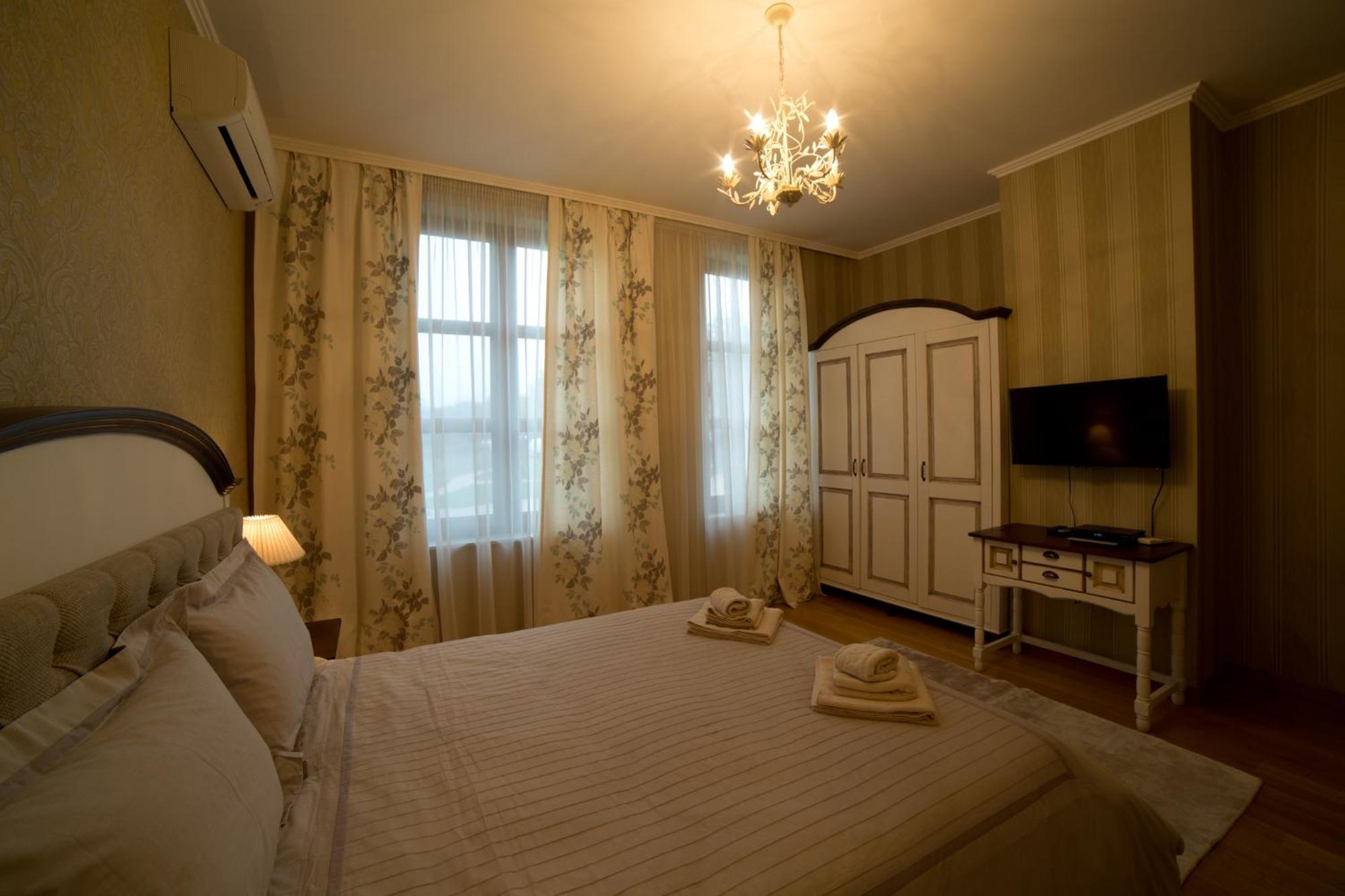 Midalidare Hotel & Spa Mogilovo エクステリア 写真