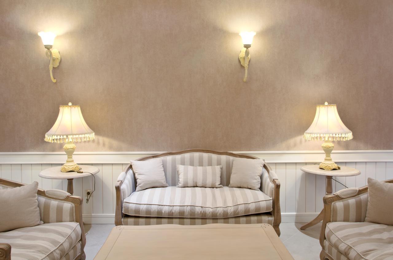 Midalidare Hotel & Spa Mogilovo エクステリア 写真