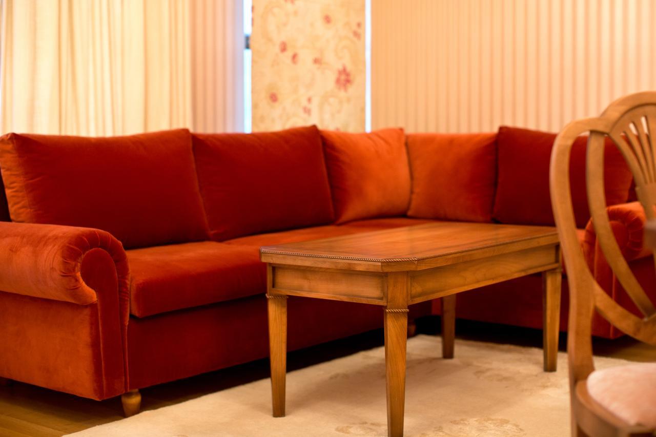 Midalidare Hotel & Spa Mogilovo エクステリア 写真