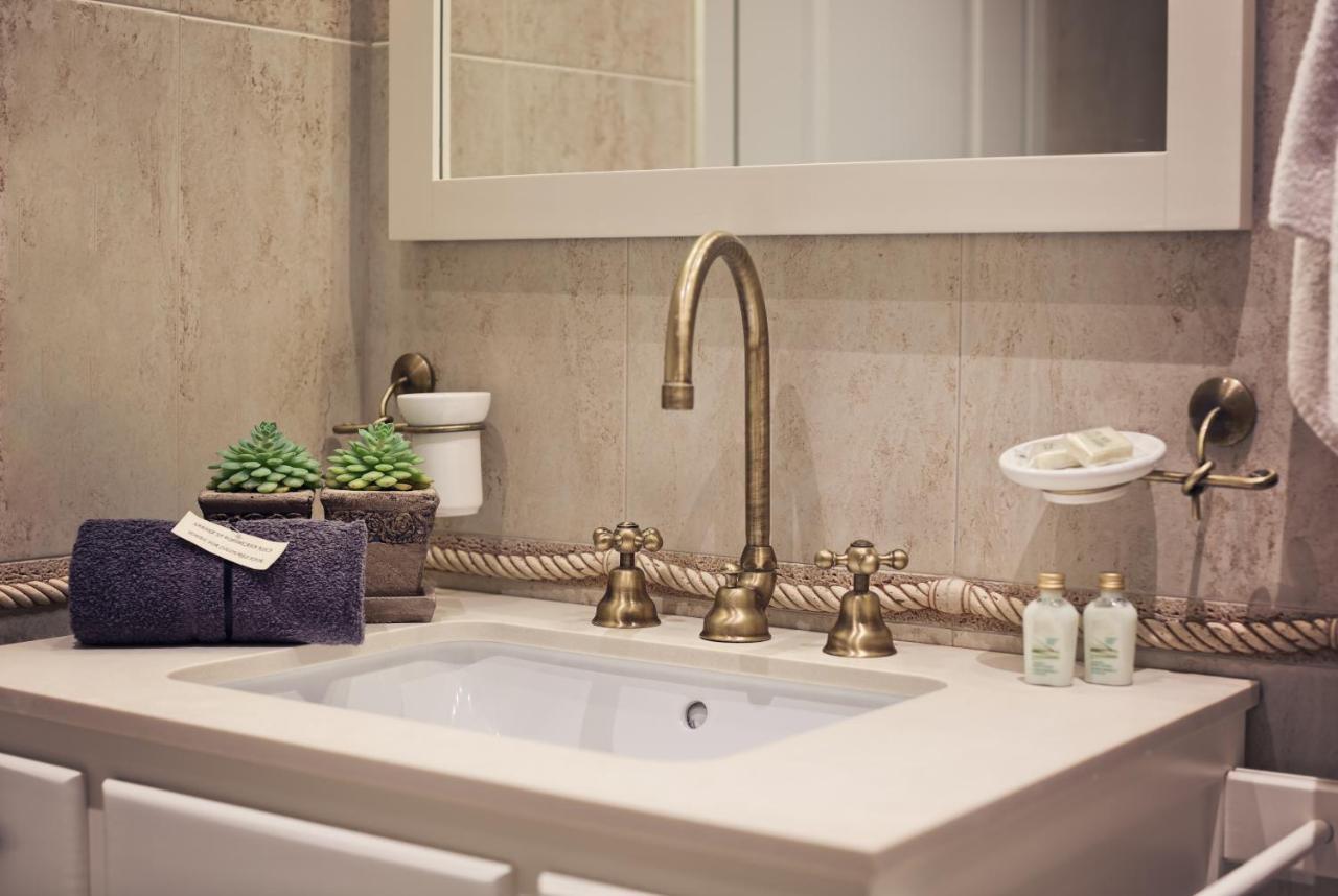 Midalidare Hotel & Spa Mogilovo エクステリア 写真
